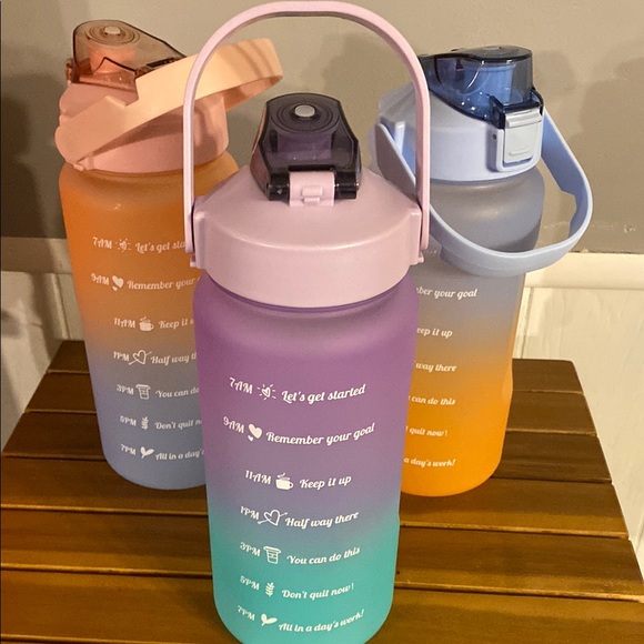 Gradient Water Bottle NEW - Picture 6 of 6